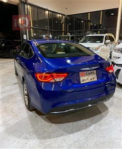 Chrysler 200